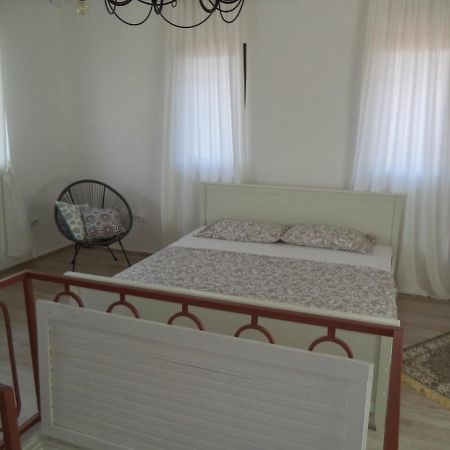 דנוניי סטוליב Chic Sea Front Apartment With Breathtaking Kotor Bay View מראה חיצוני תמונה
