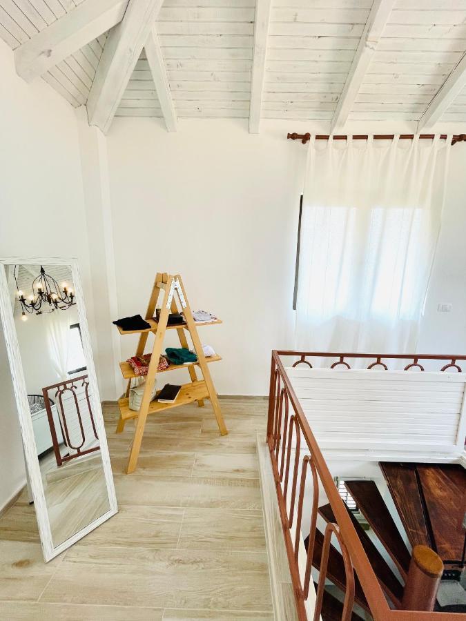 דנוניי סטוליב Chic Sea Front Apartment With Breathtaking Kotor Bay View מראה חיצוני תמונה